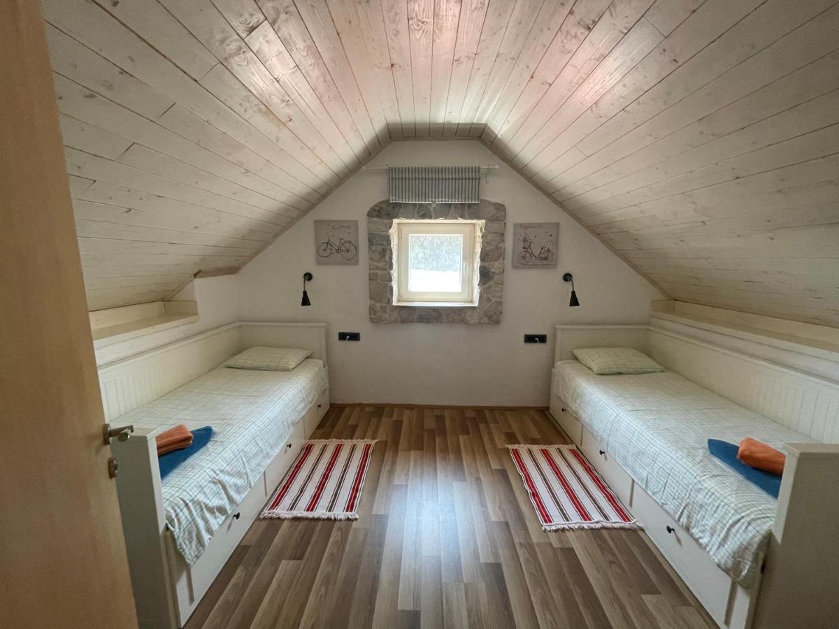 Holiday Home Toma Puljane 外观 照片