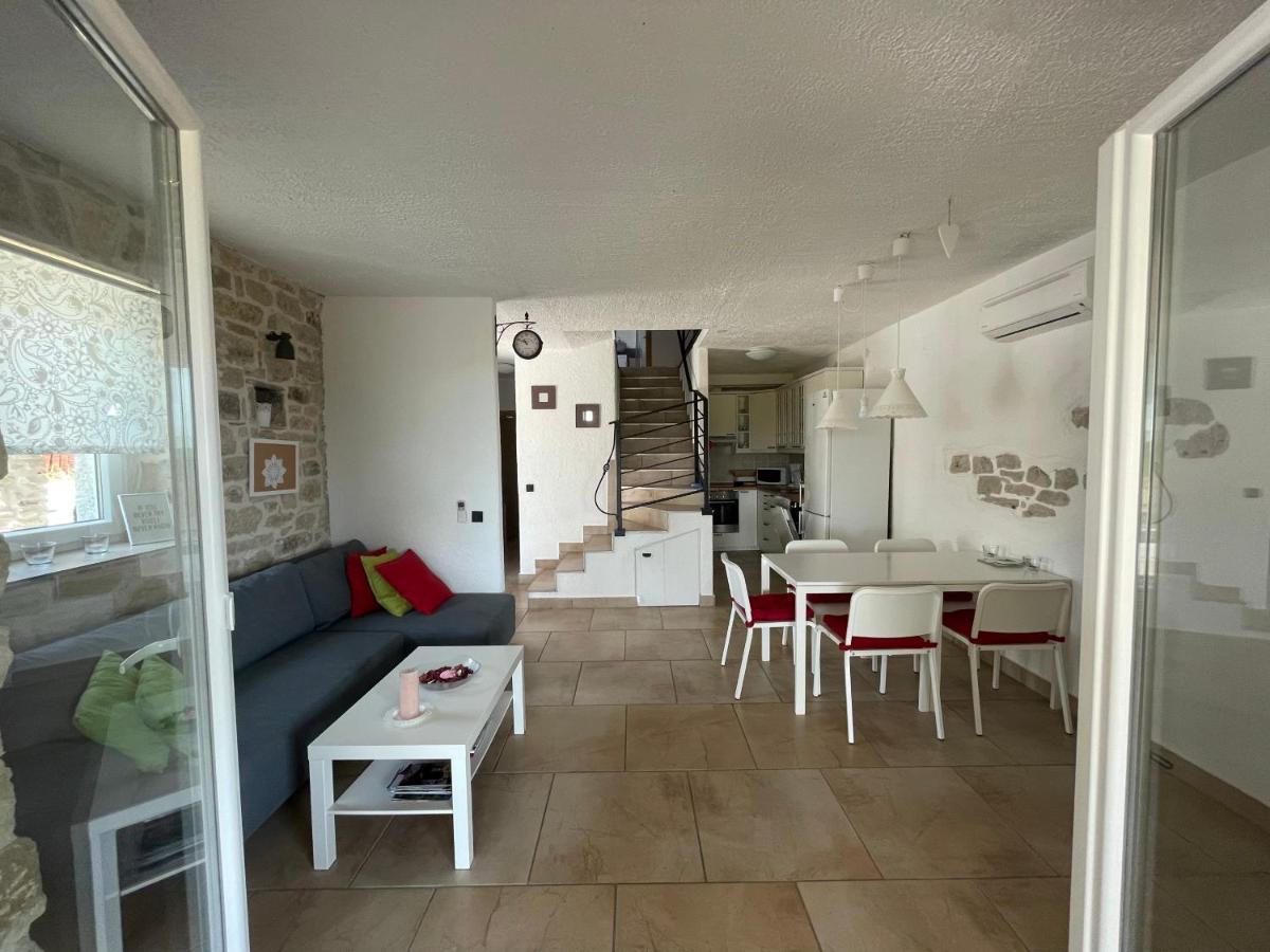 Holiday Home Toma Puljane 外观 照片