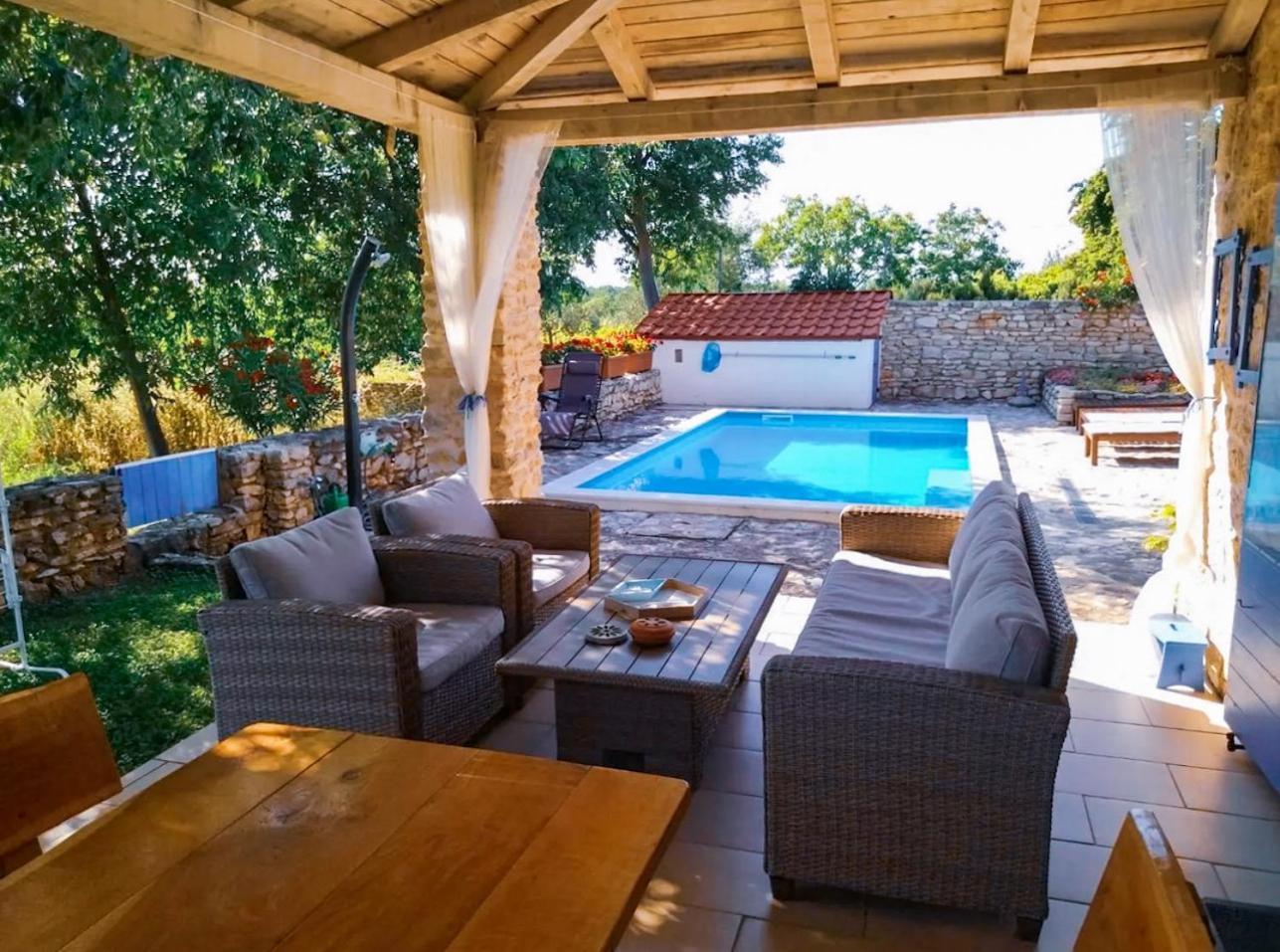 Holiday Home Toma Puljane 外观 照片