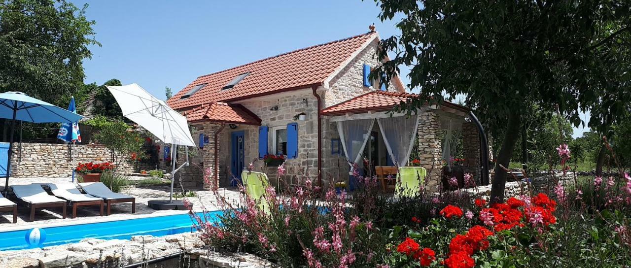 Holiday Home Toma Puljane 外观 照片